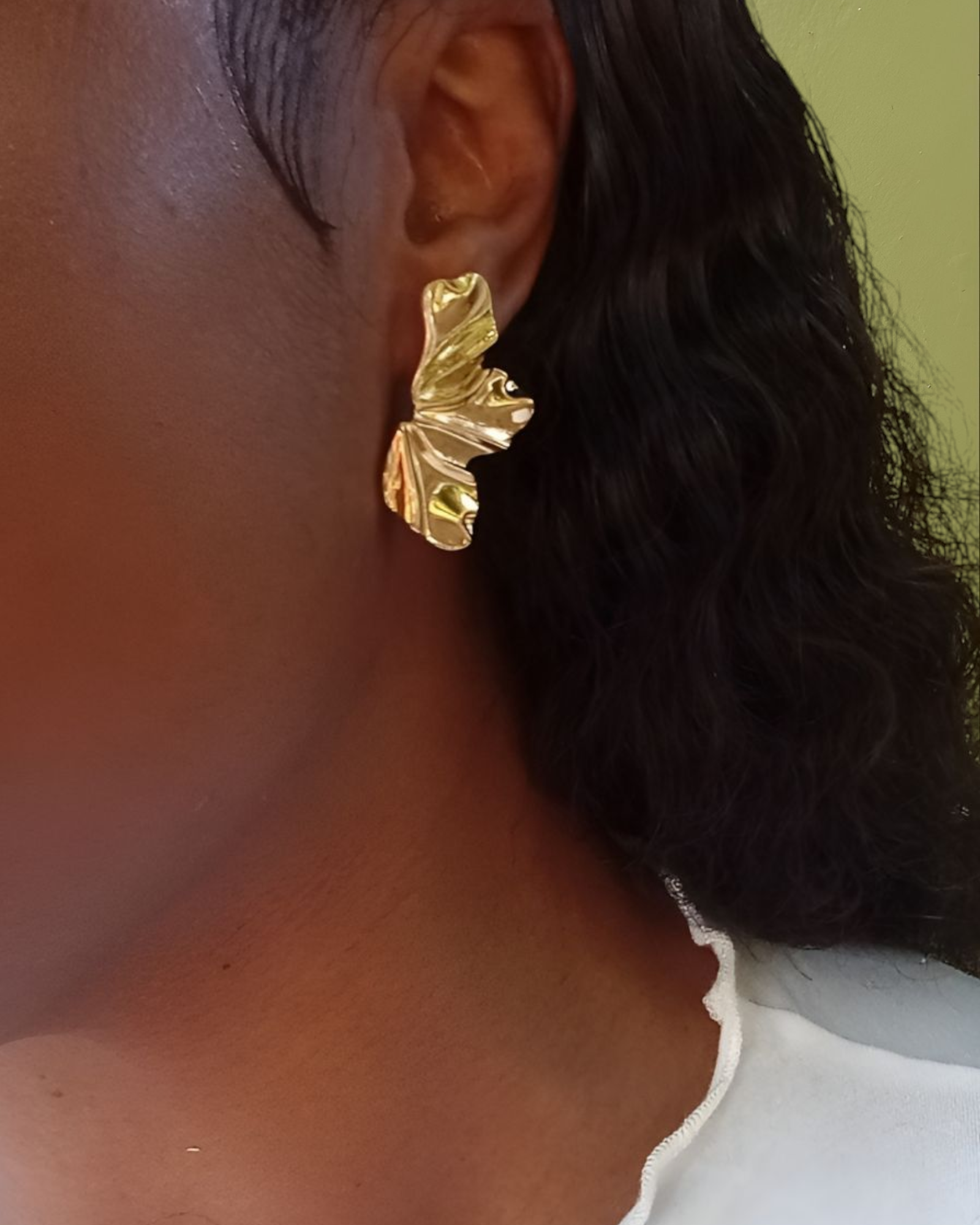 Liquid Luxe Earrings - Sleek Statement Shine – CURVYSZN